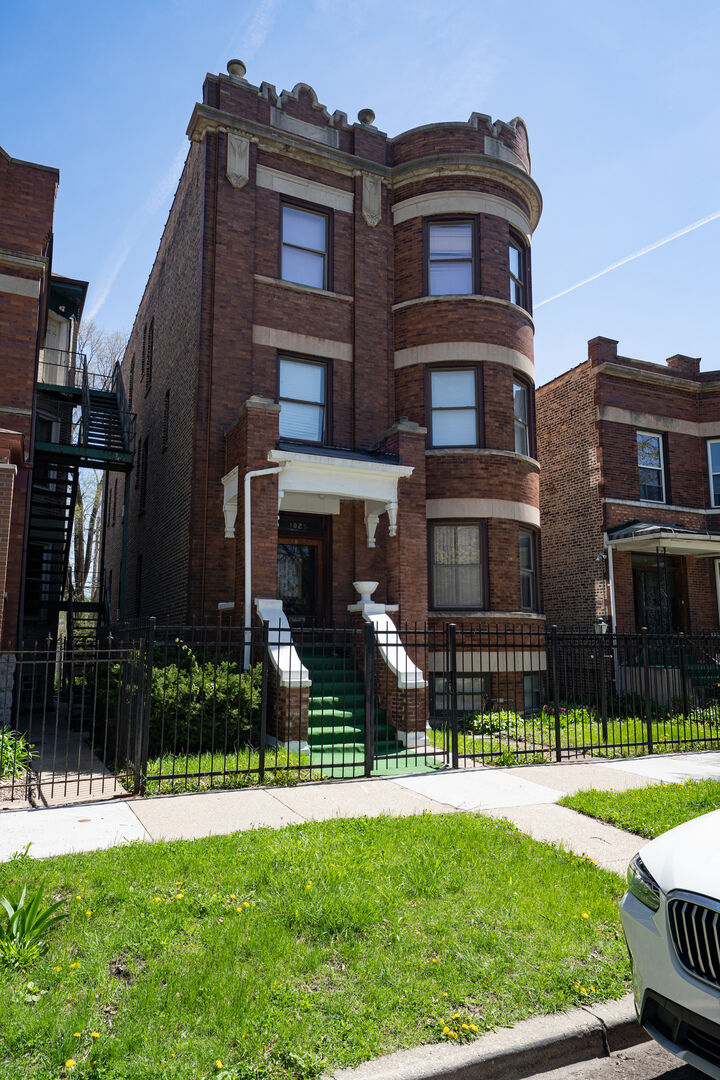 Property Photo: 1825 S Troy Street IL 60623