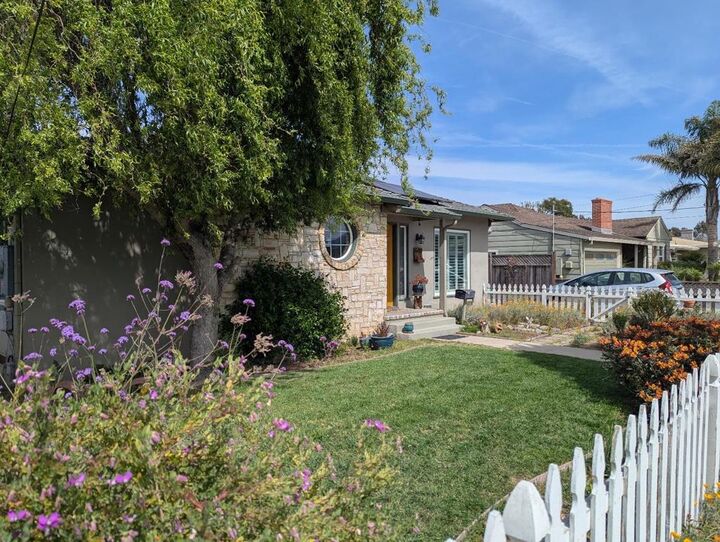 Property Photo:  640 Park Street  CA 93901 