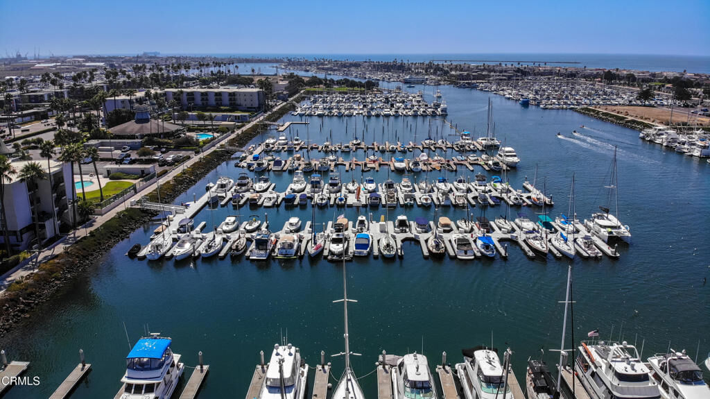 Property Photo:  3101 Peninsula Road 121  CA 93035 