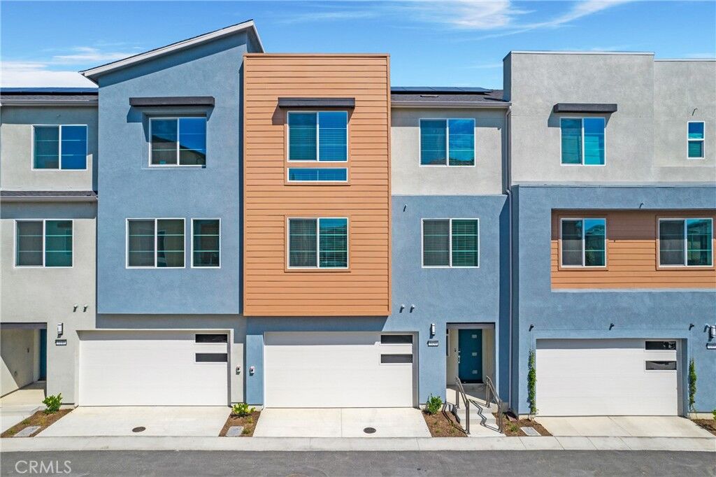 Property Photo:  3150 Cove Court  CA 92694 