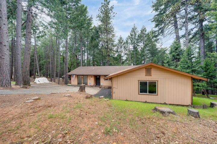 Property Photo:  5531 Begonia Drive  CA 95726 