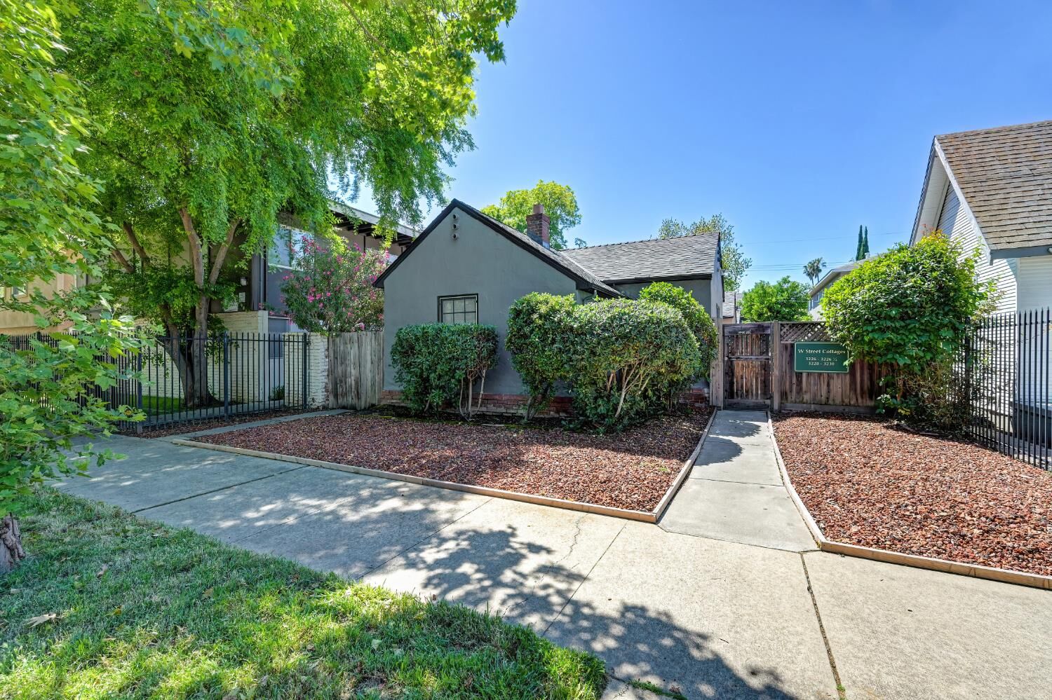 Property Photo:  3226 W Street  CA 95817 