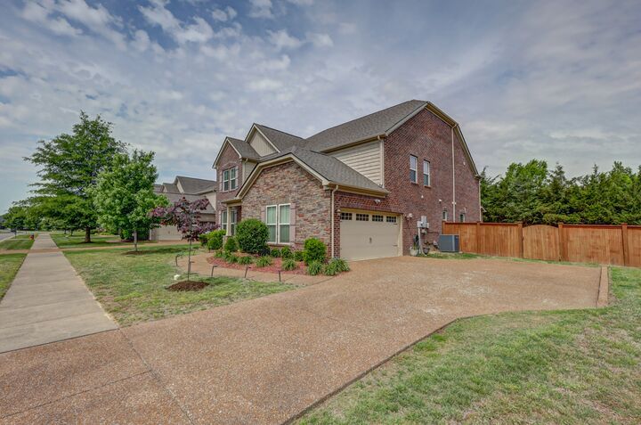 Property Photo:  9786 Glenmore Ln  TN 37027 