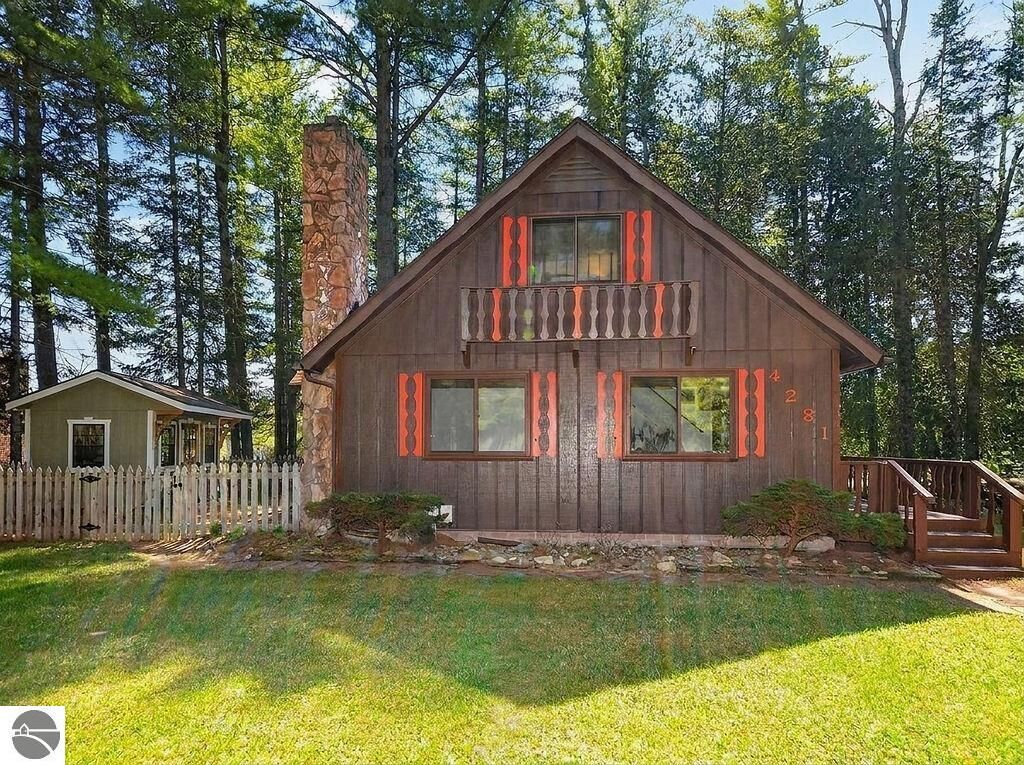 Property Photo:  4281 Franklin Trail  MI 48659 