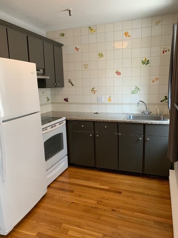 Property Photo:  56 Prince St 4  MA 02113 