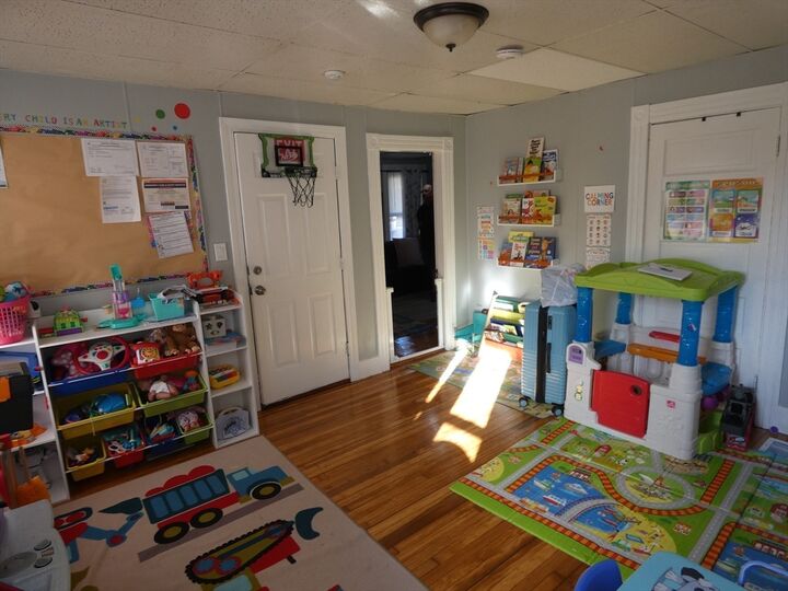 Property Photo:  60 West Broadway 1  MA 01440 