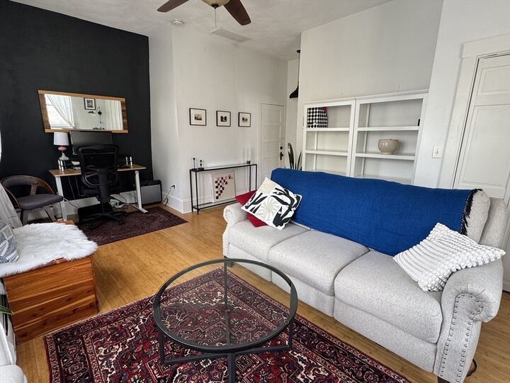 Property Photo:  4 Clifton St 3  MA 02144 