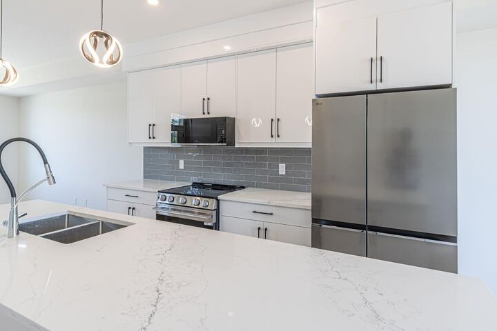 Property Photo: 1927 McCaskill Drive AB T0M 0S0