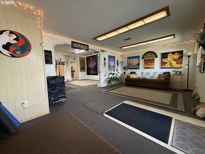 Property Photo:  231 Wharf St  OR 97415 