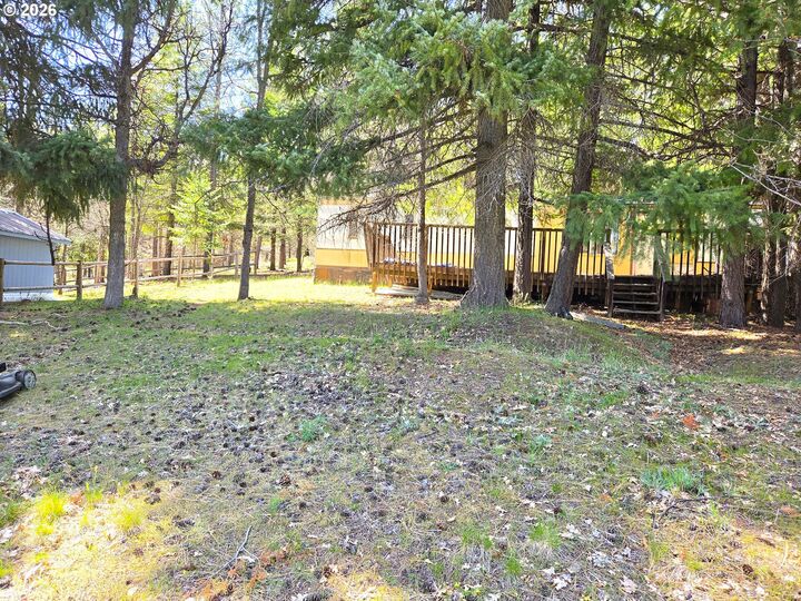 Property Photo:  206 Timber Ln  OR 97063 