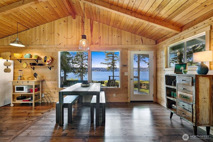 Property Photo:  3392  Harbor View Drive  WA 98260 