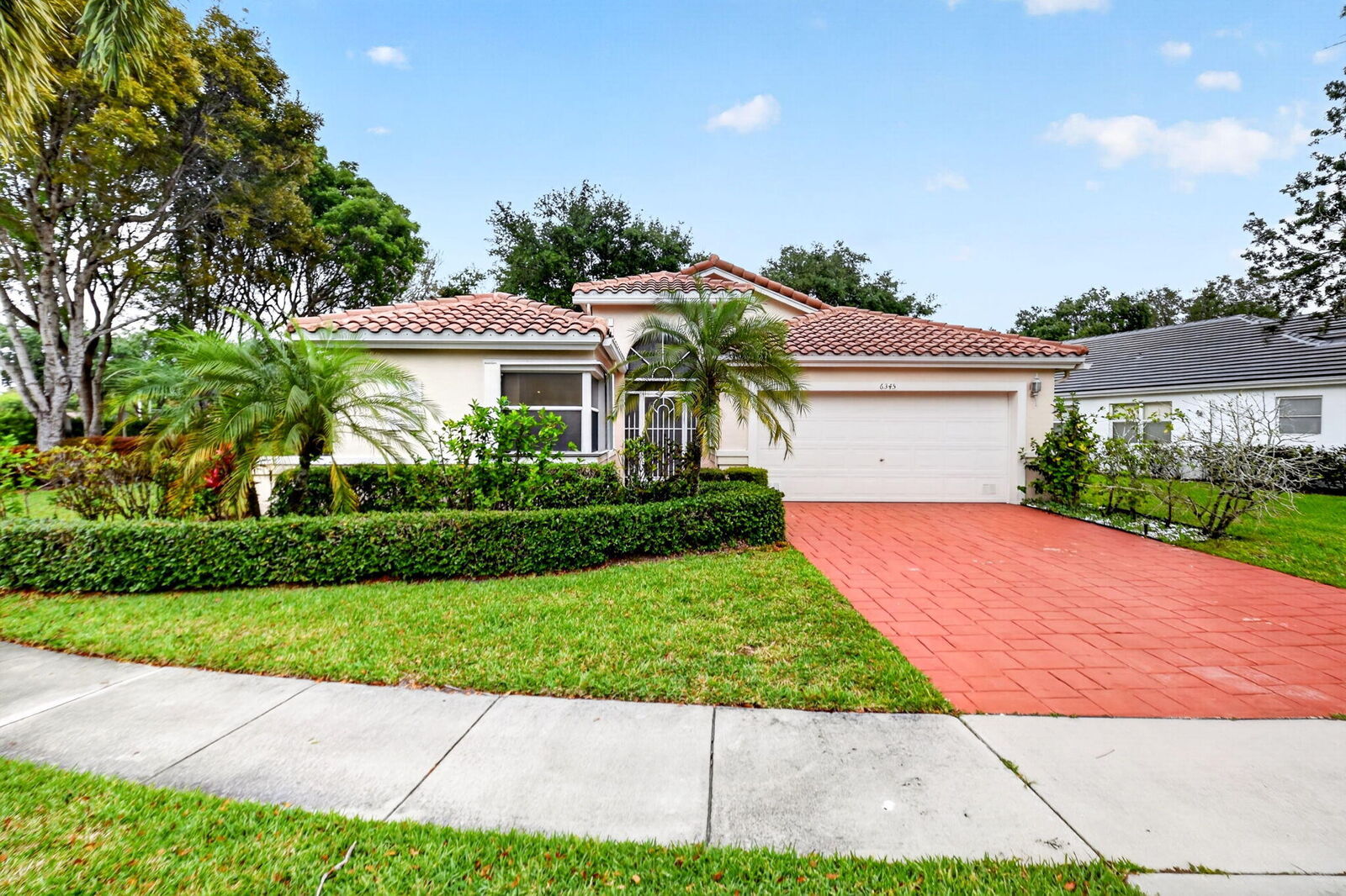 Property Photo:  6345 Coral Reef Terrace  FL 33437 