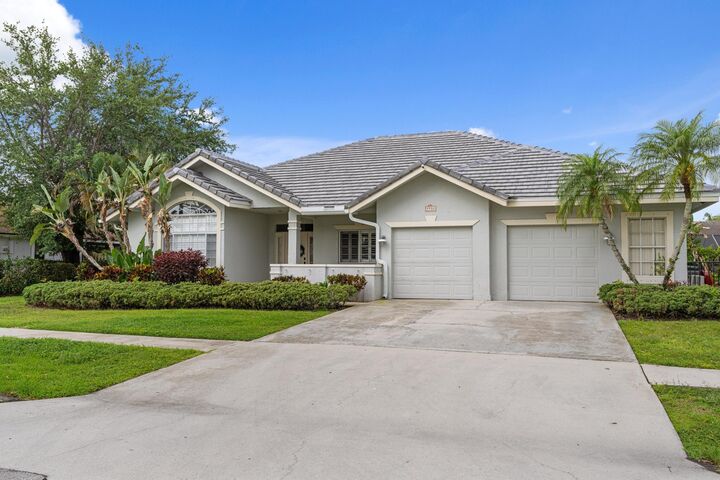 Property Photo: 1931 Staimford Circle FL 33414