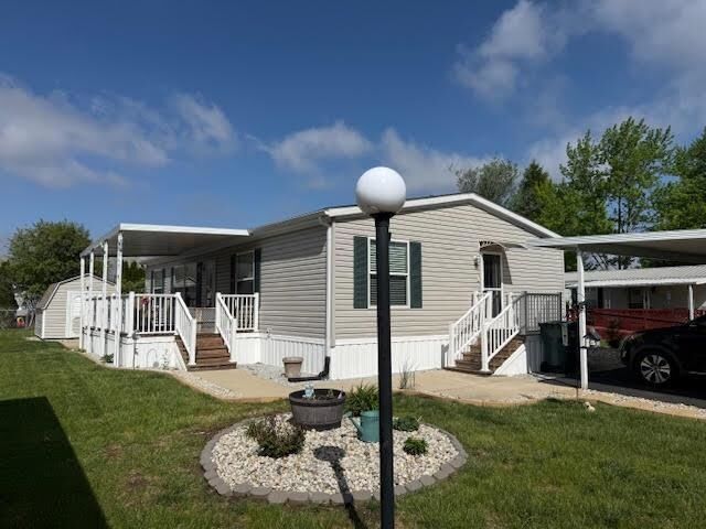 Property Photo:  24 Dogwood  IN 47374 