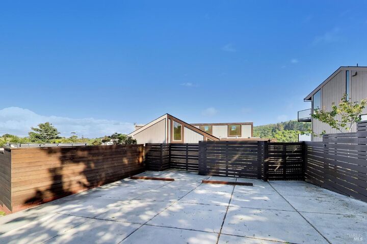 Property Photo: 343 Durant Way CA 94941