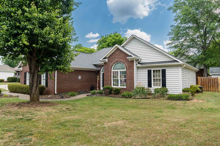 Property Photo: 173 Bradford Crossing Drive SC 29376