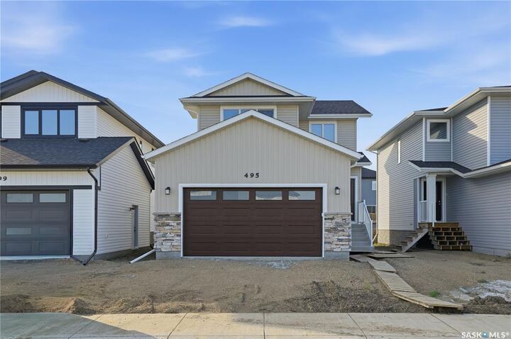 495 Traeger Close — photo 1