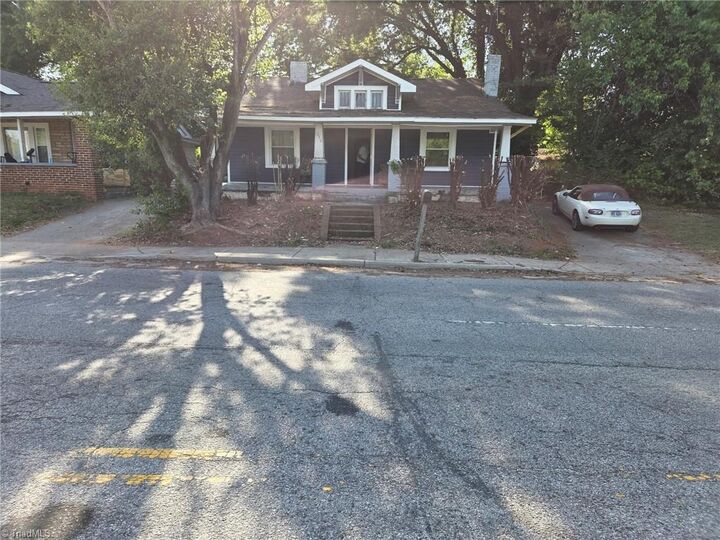 Property Photo: 1206 Brentwood Street NC 27260