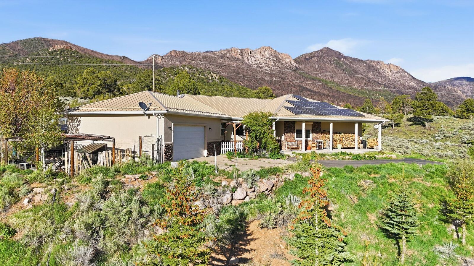 Property Photo:  1001 E Pine Valley Rd  UT 84781 