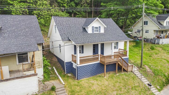 Property Photo:  920 Prospect Ave  KY 41101 