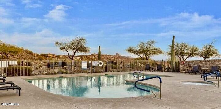 Property Photo: 9817 N Azure Court 6 AZ 85268