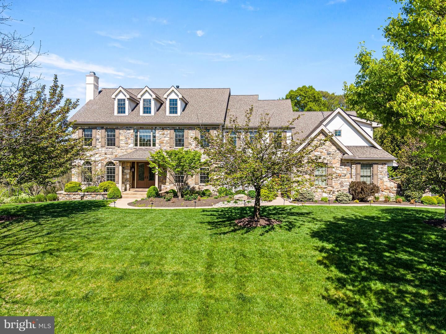 Property Photo: 26 Colonial Drive PA 19382