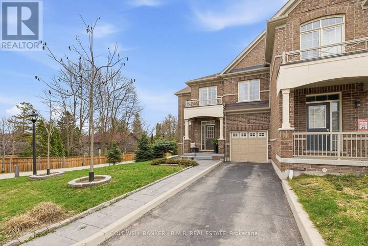 Property Photo:  23 Aldridge Lane  ON L1B 1G9 