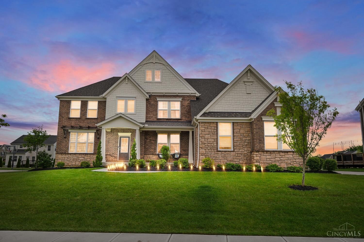Property Photo:  4123 Highland Green Drive  OH 45040 