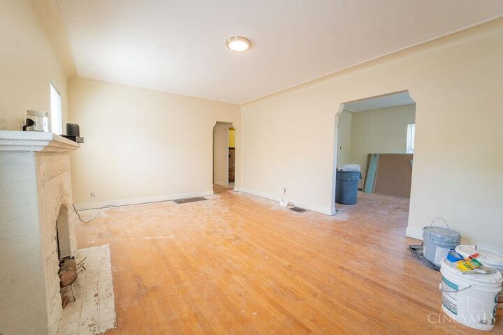 Property Photo:  1117 Regent Avenue  OH 45237 