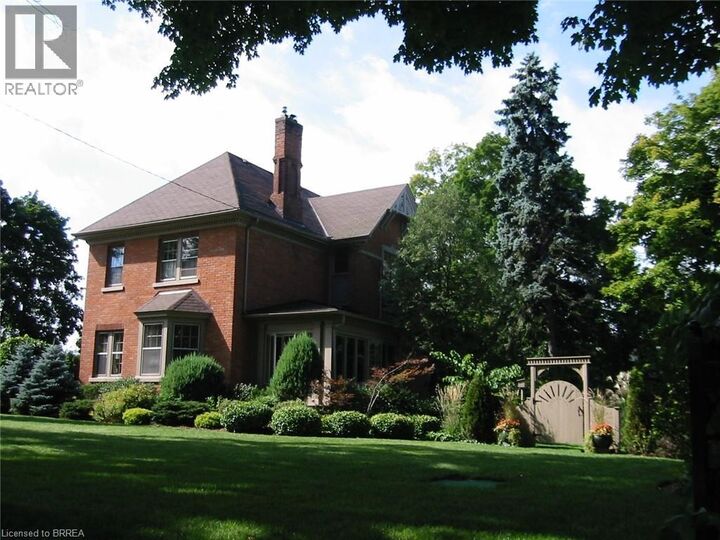 Property Photo:  138 St. James Street South  ON N0E 1Y0 