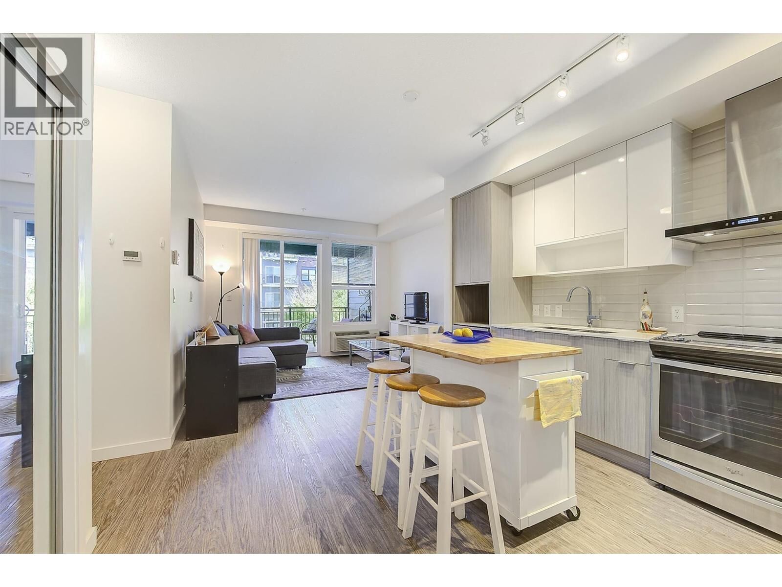 Property Photo:  1770 Richter Street 320  BC V1Y 0E6 