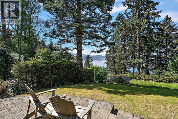 Property Photo: 600 Seacliffe Road BC V8L 5W1