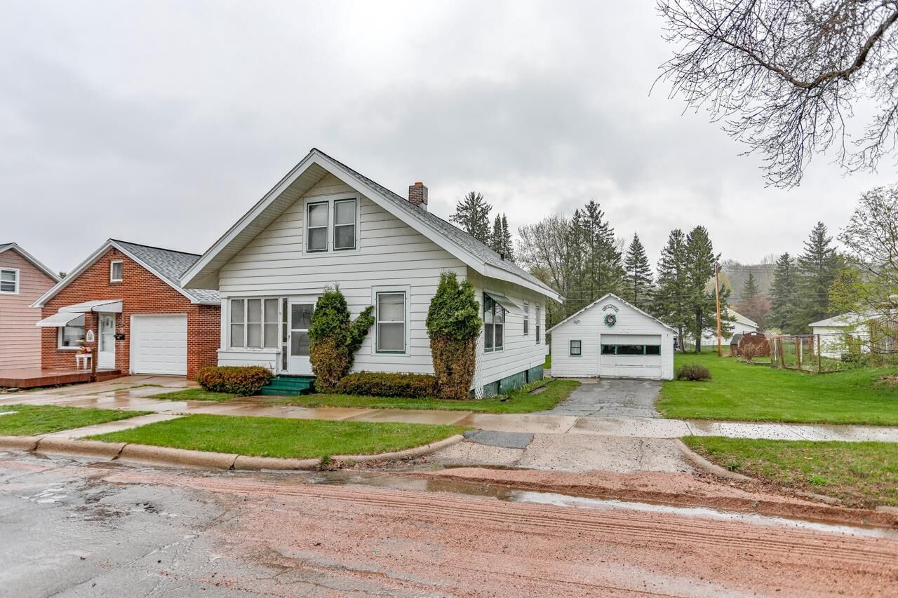 Property Photo:  826 Park Avenue  WI 54403 