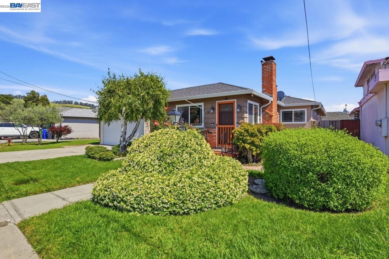 Property Photo:  1522 Dennis Avenue  CA 94578 