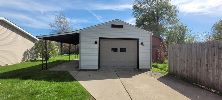 Property Photo:  3001 Highland Road  PA 16506 
