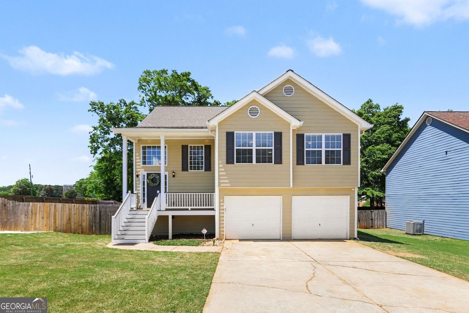 Property Photo:  600 Nine Oaks Court  GA 30180 