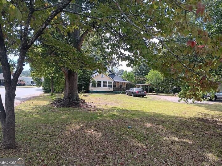Property Photo:  406 Brookwood Drive  GA 30286 