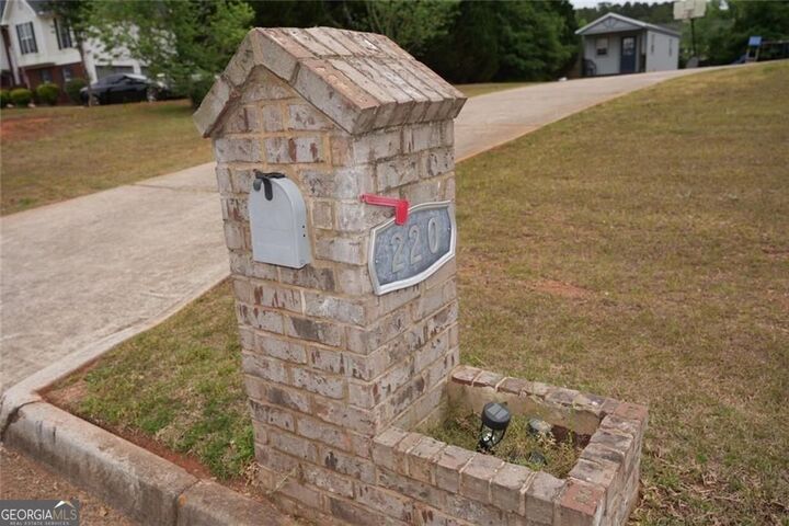 Property Photo:  220 Courtlyn Way  GA 30252 