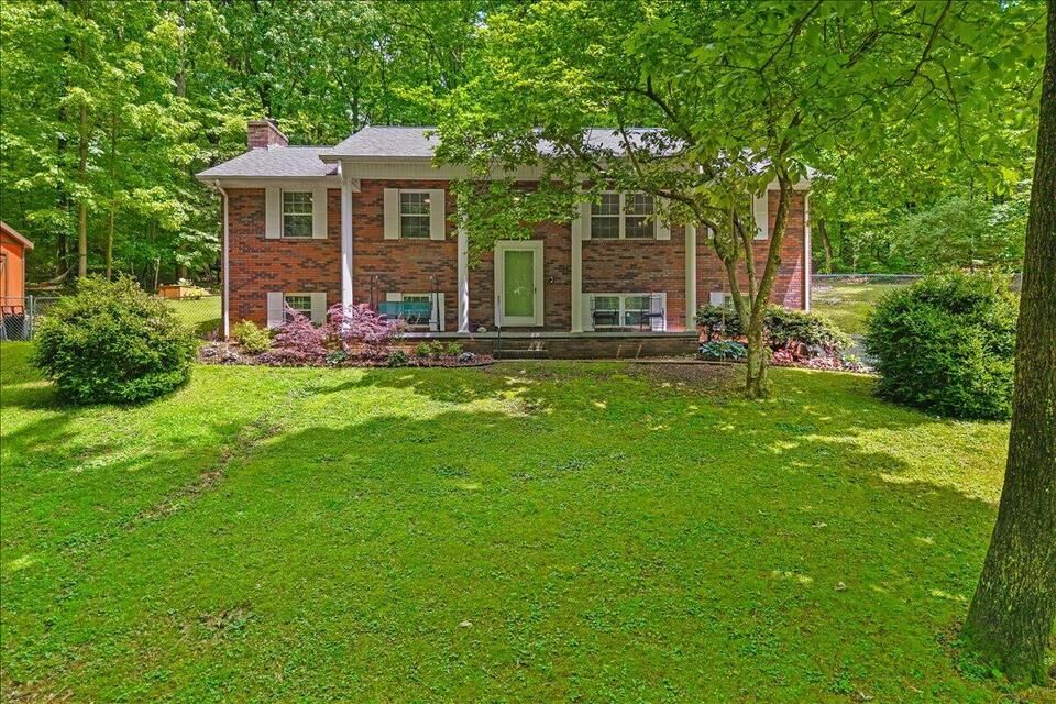 Property Photo:  545 Edgewood Drive  TN 37874 