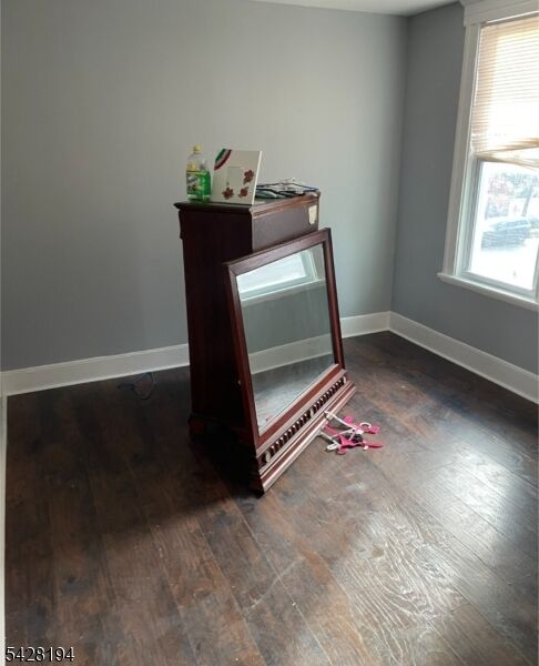 Property Photo:  381 Alden St 2nd  NJ 07050 