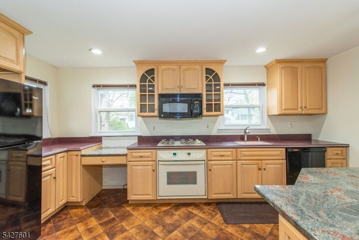 Property Photo:  16 E Circuit Dr  NJ 07876 