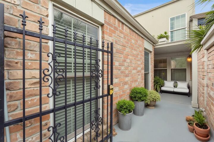 Property Photo:  11012 Francoise Boulevard  TX 77042 