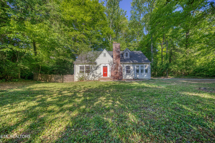 Property Photo:  305 Mayflower Drive  TN 37920 