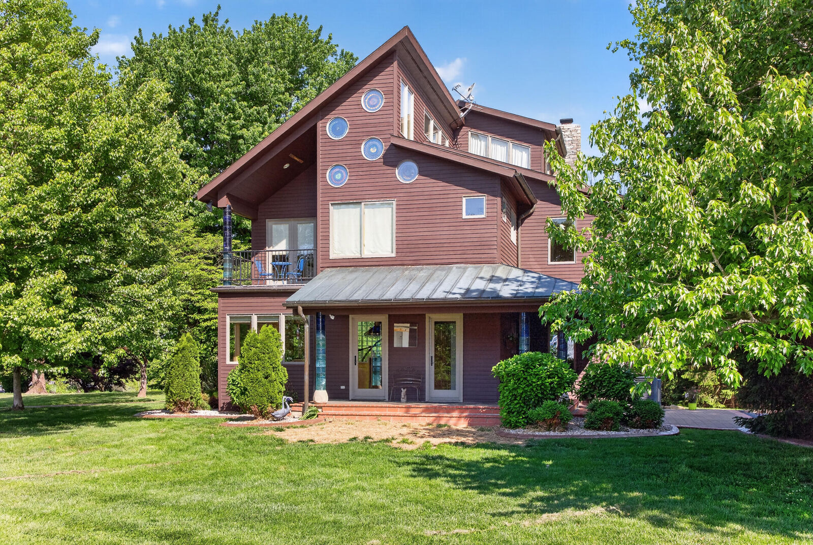 Property Photo: 300 Chrisman Lane KY 40422