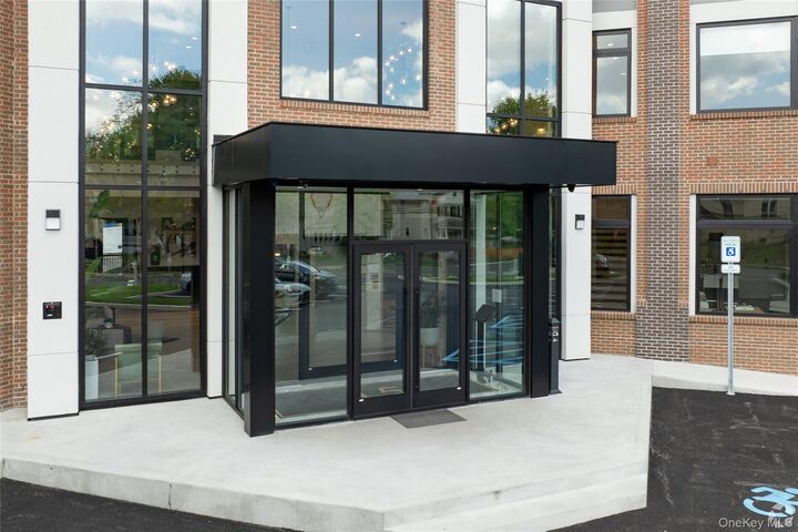 Property Photo:  15 Washington Avenue 106  NY 10901 