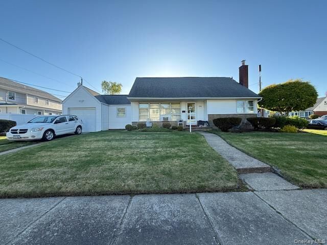 Property Photo:  530 Colonade Road  NY 11552 