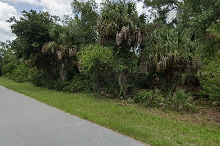 Property Photo:  408 McDill Drive  FL 33953 