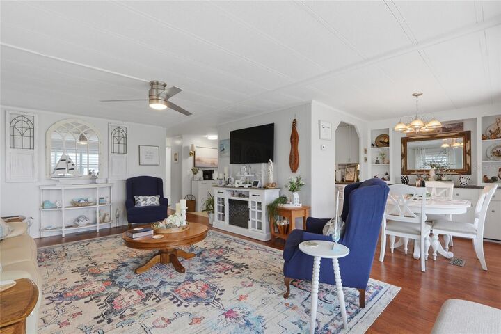 Property Photo:  36620 Kay Avenue  FL 33542 