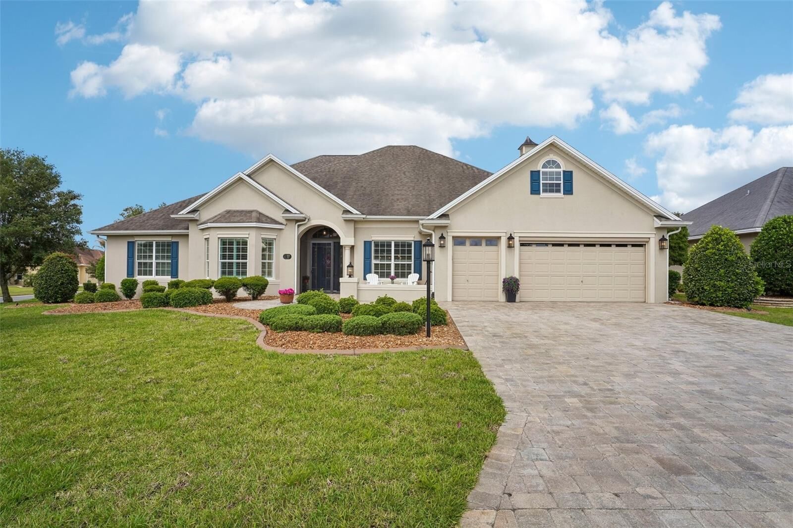 Property Photo:  1404 Brier Creek Circle  FL 32162 