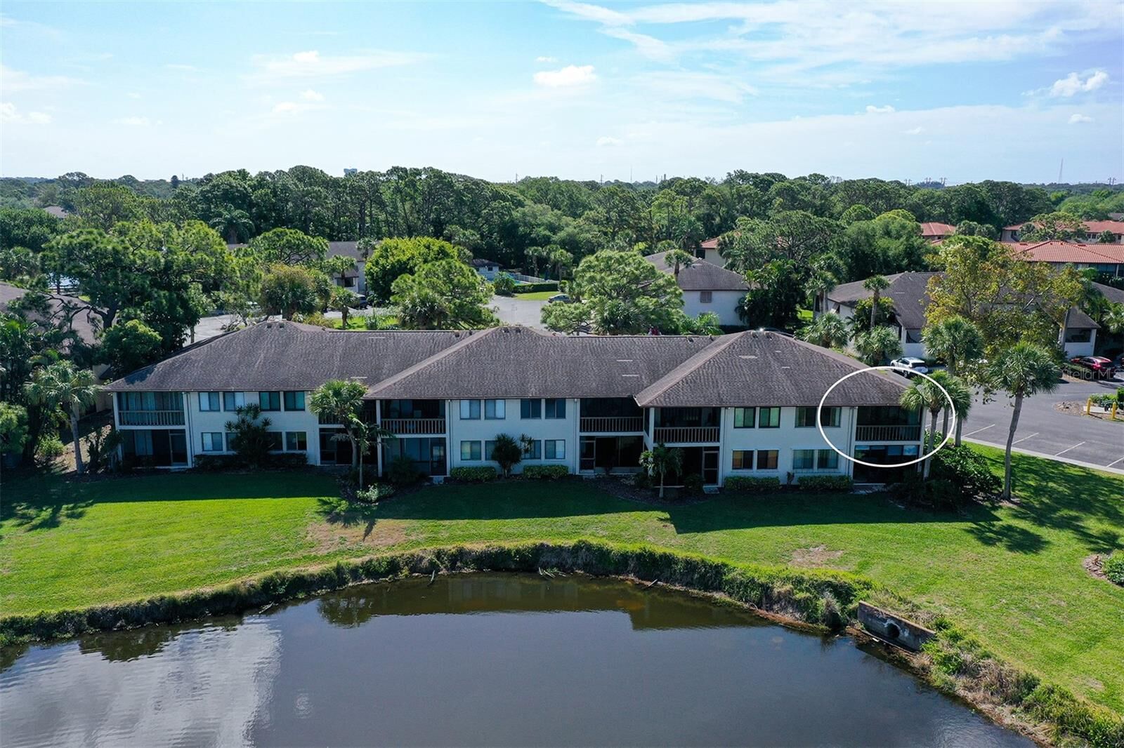 Property Photo: 5207 Willow Links 34 FL 34235